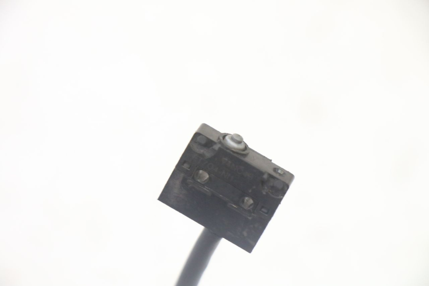 photo de RIGHT STOP LIGHT SWITCH PEUGEOT SATELIS 125 (2006 - 2009)