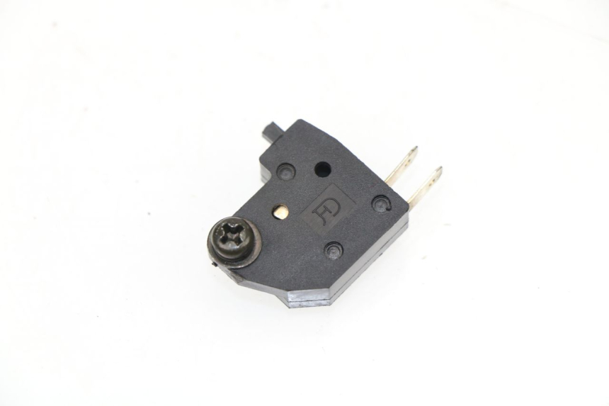 photo de RIGHT STOP LIGHT SWITCH KYMCO SUPER 8 4T 50 (2018 - 2020)