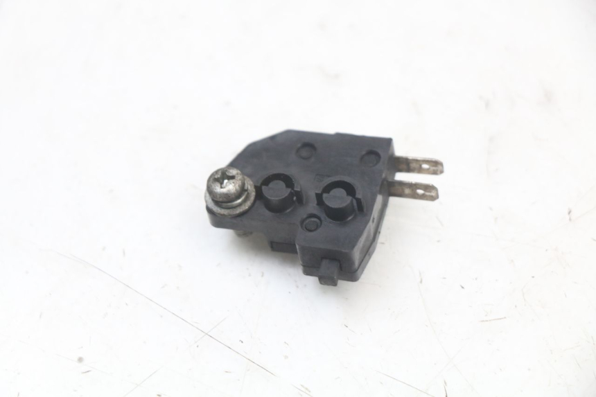 photo de RIGHT BRAKE LIGHT SWITCH SUZUKI BURGMAN 125 (2007 - 2014)