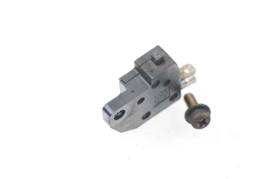 photo de RIGHT STOP LIGHT SWITCH SUZUKI GSF N BANDIT 600 (1996 - 1999)