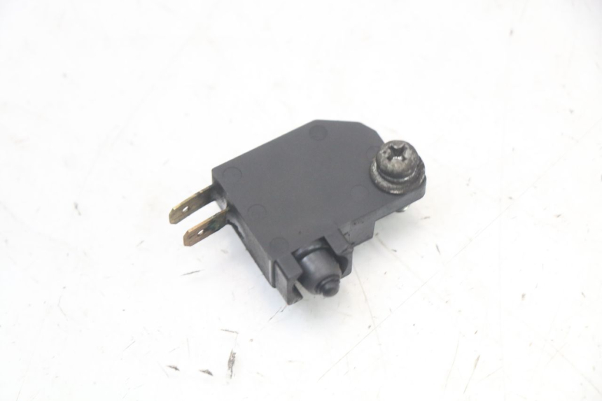 photo de RIGHT STOP LIGHT SWITCH SUZUKI GSR 750 (2011 - 2017)