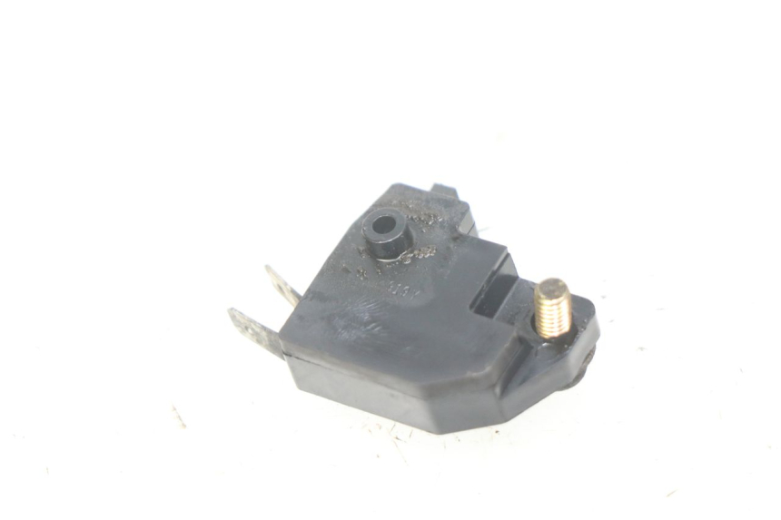 photo de RIGHT BRAKE LIGHT SWITCH SUZUKI SV N 650 (1999 - 2002)