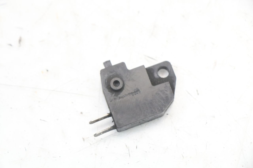 photo de RIGHT STOP LIGHT SWITCH SUZUKI SV S 650 (1999 - 2002)