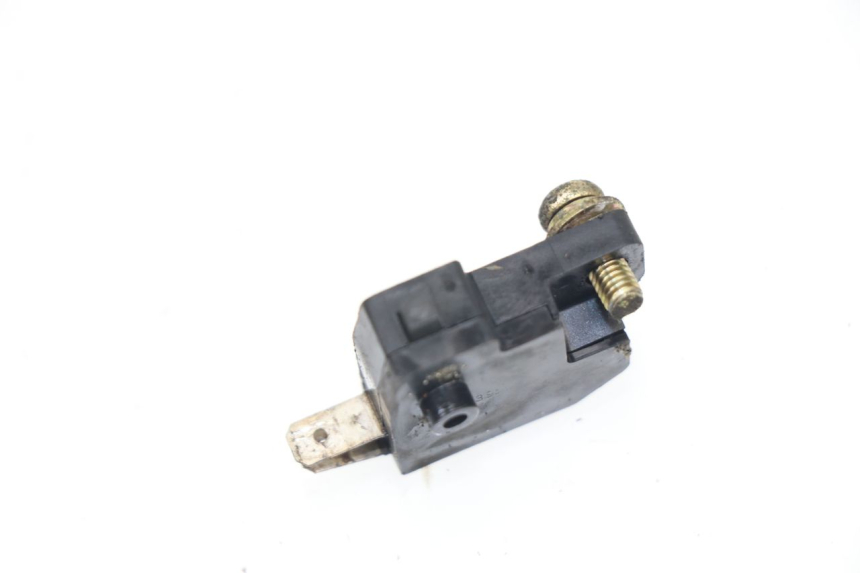 photo de RIGHT BRAKE LIGHT SWITCH SUZUKI UH BURGMAN 125 (2002 - 2006)