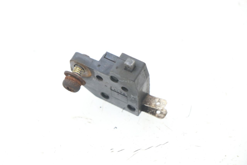 photo de RIGHT BRAKE LIGHT SWITCH SUZUKI UH BURGMAN 125 (2002 - 2006)