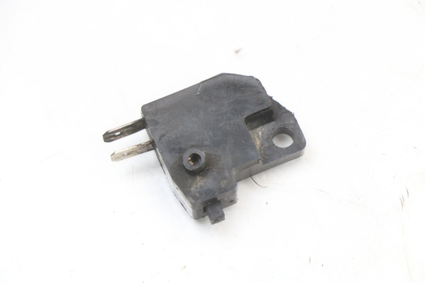 photo de RIGHT BRAKE LIGHT SWITCH SUZUKI UH BURGMAN 125 (2002 - 2006)