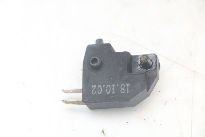 photo de RIGHT BRAKE LIGHT SWITCH SYM FIDDLE 3 III 125 (2014 - 2020)