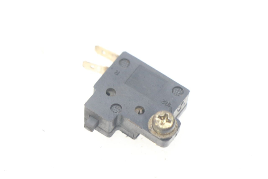 photo de RIGHT BRAKE LIGHT SWITCH SYM JET EURO X 2T 50 (2003 - 2007)