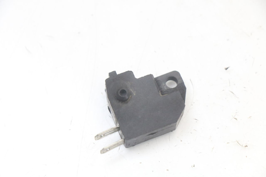 photo de RIGHT STOP LIGHT SWITCH SYM ORBIT 2 4T 50 (2018 - 2022)