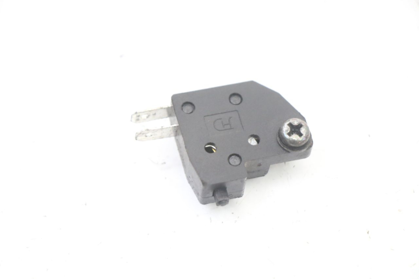 photo de RIGHT BRAKE LIGHT SWITCH SYM ORBIT 2 4T 50 (2008 - 2017)
