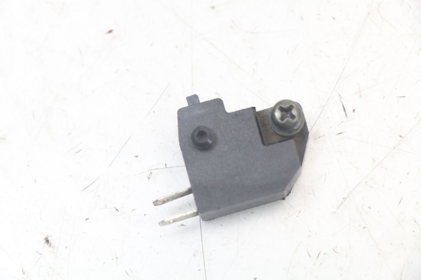 photo de RIGHT BRAKE LIGHT SWITCH SYM ORBIT III 3 4T 50 (2018 - 2021)