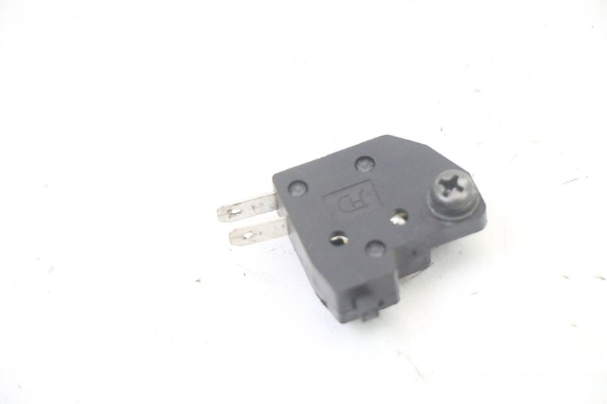 photo de RIGHT BRAKE LIGHT SWITCH SYM ORBIT III 3 4T 50 (2018 - 2021)