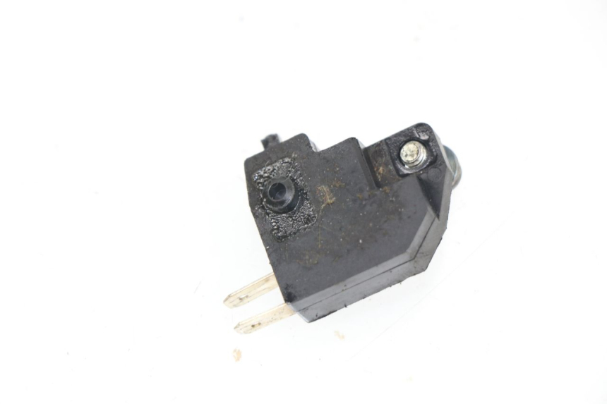 photo de RIGHT STOP LIGHT SWITCH TNT MOTOR OTTO 2T 50 (2012 - 2018)