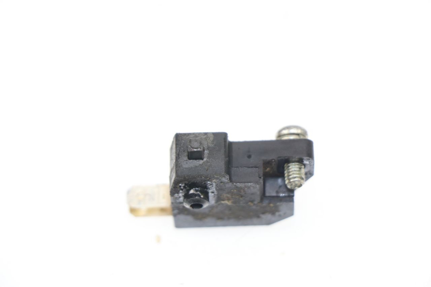 photo de RIGHT STOP LIGHT SWITCH TNT MOTOR OTTO 2T 50 (2012 - 2018)