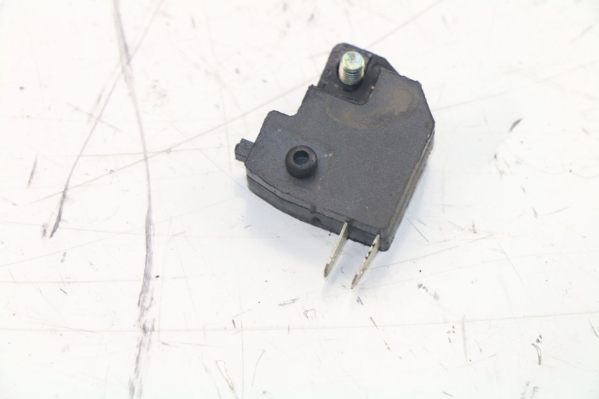 photo de RIGHT STOP LIGHT SWITCH TNT MOTOR ROMA 10' 2T 50 (2011 - 2018)