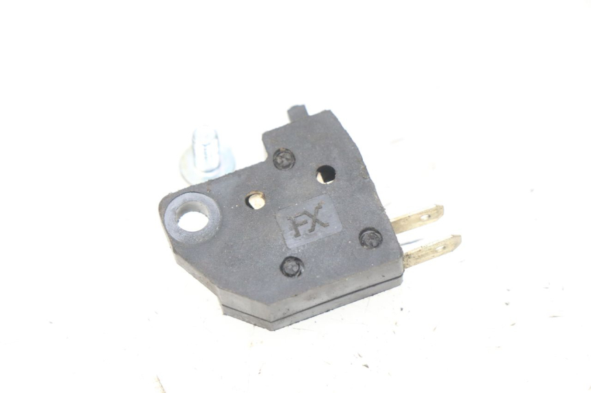 photo de RIGHT STOP LIGHT SWITCH TNT MOTOR ROMA 10' 4T 50 (2007 - 2018)