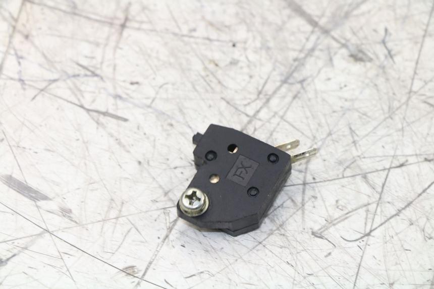 photo de RIGHT STOP LIGHT SWITCH TNT MOTOR ROMA 12' 2T 50 (2007 - 2018)