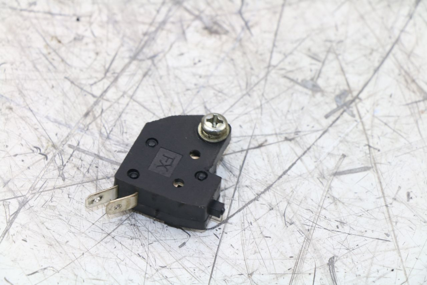 photo de RIGHT STOP LIGHT SWITCH TNT MOTOR ROMA 12' 2T 50 (2007 - 2018)