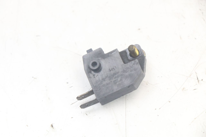 photo de RIGHT BRAKE LIGHT SWITCH TRIUMPH SPEED TRIPLE T301 900 (1994 - 1996)