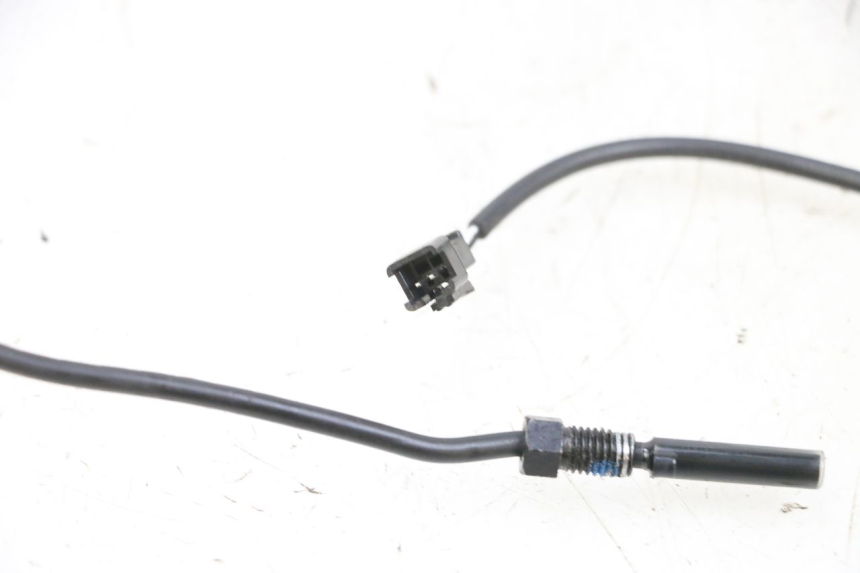 photo de RIGHT STOP LIGHT SWITCH DUALTRON VICTOR LIMITED 1