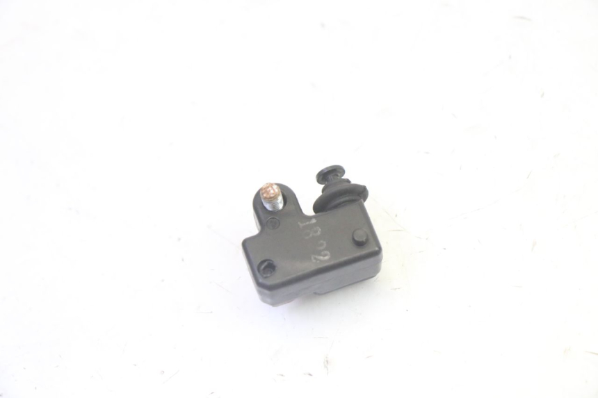 photo de RIGHT STOP LIGHT SWITCH YAMAHA X-MAX XMAX 125 (2010 - 2014)