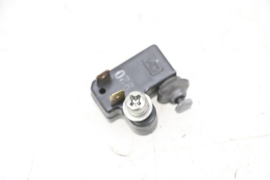 photo de RIGHT BRAKE LIGHT SWITCH YAMAHA XMAX X-MAX 125 (2006 - 2009) - Main view