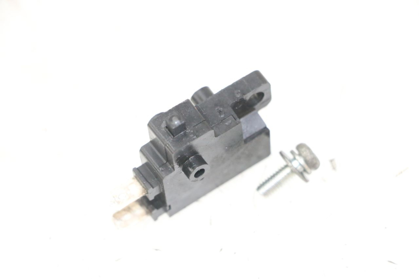 photo de RIGHT STOP LIGHT SWITCH YAMAHA XJ6 ABS 600 (2008 - 2016)