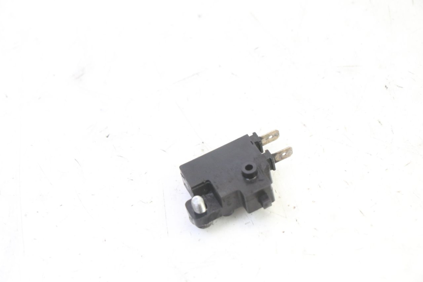 photo de RIGHT STOP LIGHT SWITCH YAMAHA XJ6 ABS 600 (2008 - 2016)
