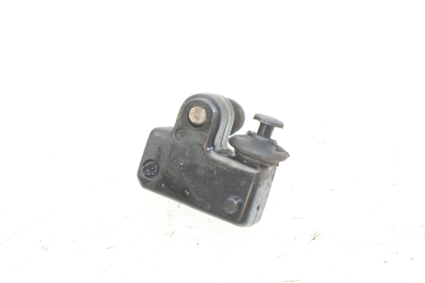 photo de RIGHT BRAKE LIGHT SWITCH YAMAHA FJ 3CX 1200 (1986 - 1996)