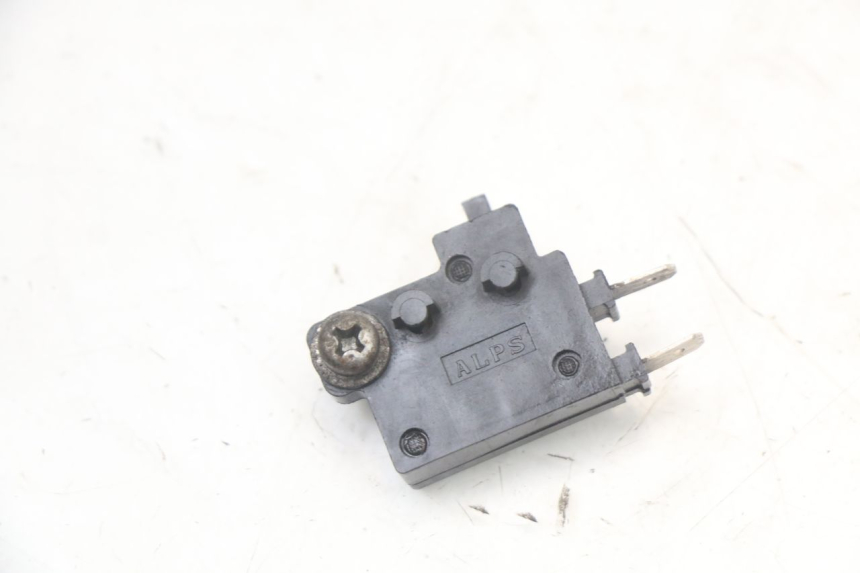 photo de RIGHT STOP LIGHT SWITCH YAMAHA FZ1 FAZER 1000 (2007 - 2009)