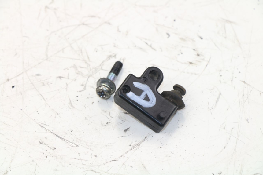 photo de RIGHT STOP LIGHT SWITCH YAMAHA X-MAX XMAX 250 (2006 - 2009)