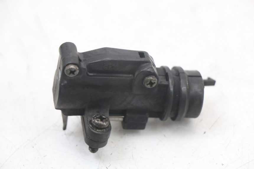 photo de RIGHT STOP LIGHT SWITCH YAMAHA XJS DIVERSION 600 (1997 - 1999)