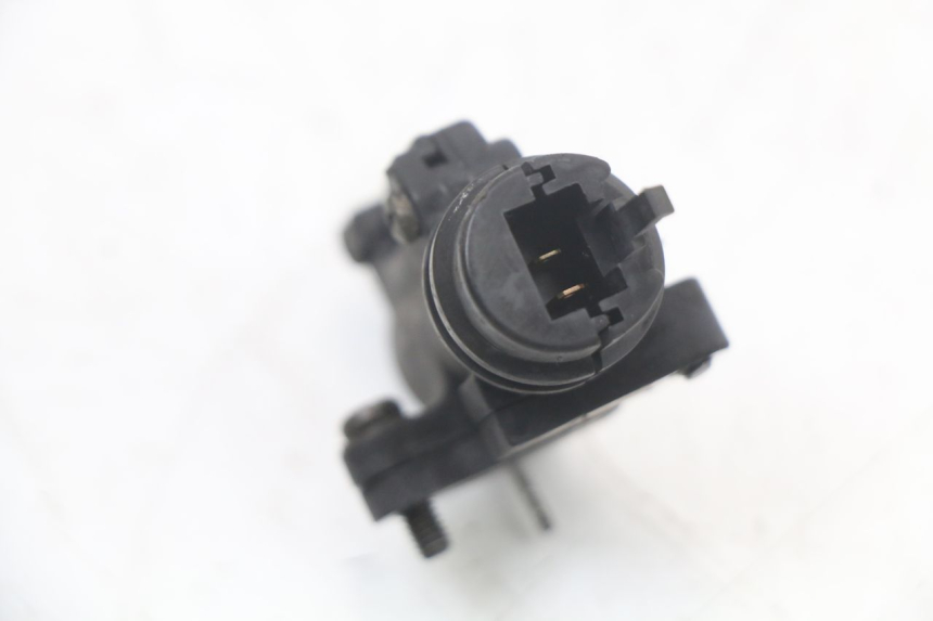 photo de RIGHT STOP LIGHT SWITCH YAMAHA XJS DIVERSION 600 (1997 - 1999)