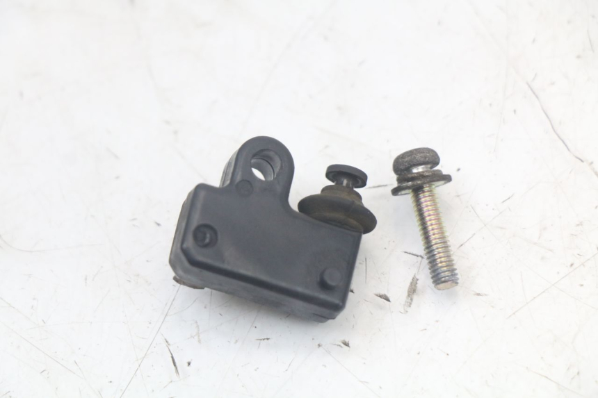 photo de RIGHT BRAKE LIGHT SWITCH YAMAHA XMAX X-MAX 125 (2006 - 2009)