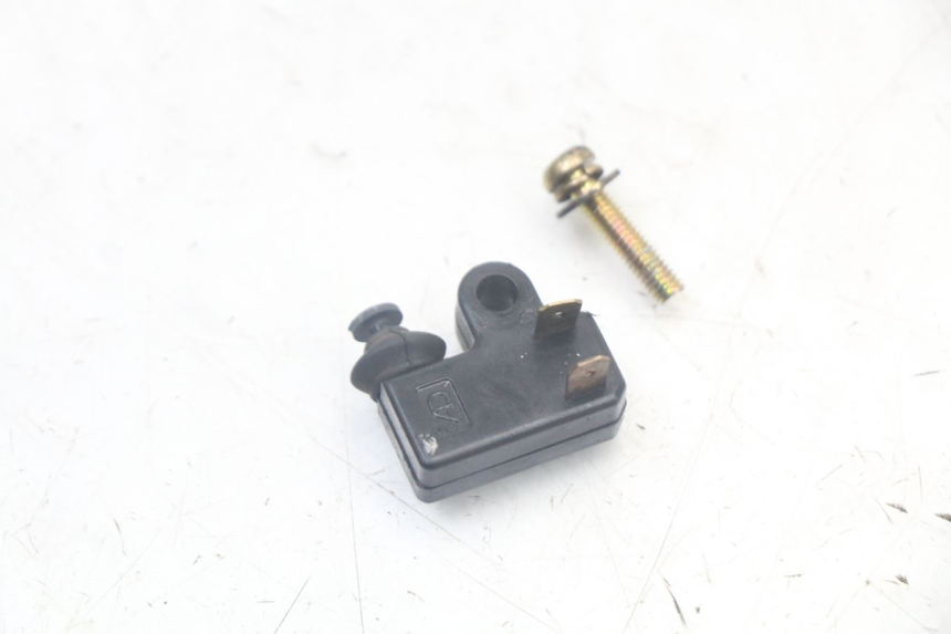 photo de RIGHT BRAKE LIGHT SWITCH YAMAHA XMAX X-MAX 125 (2006 - 2009)