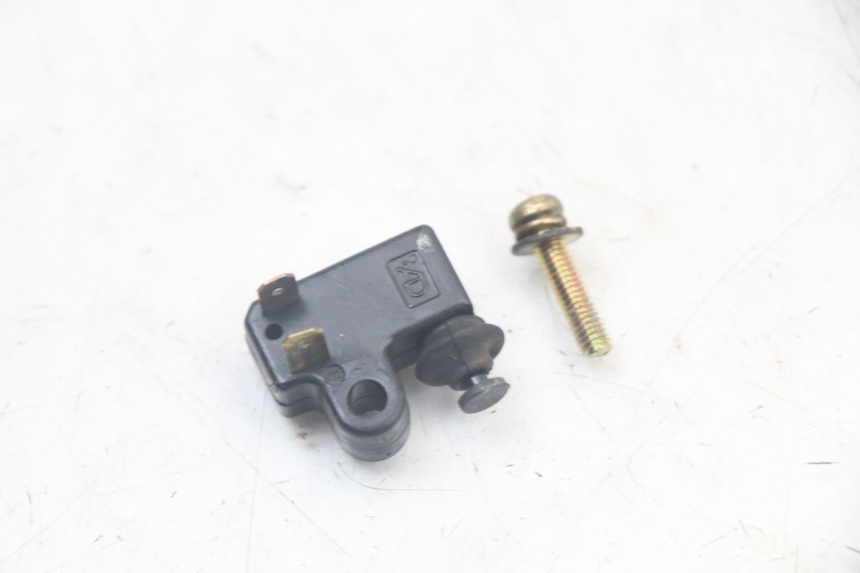 photo de RIGHT BRAKE LIGHT SWITCH YAMAHA XMAX X-MAX 125 (2006 - 2009)