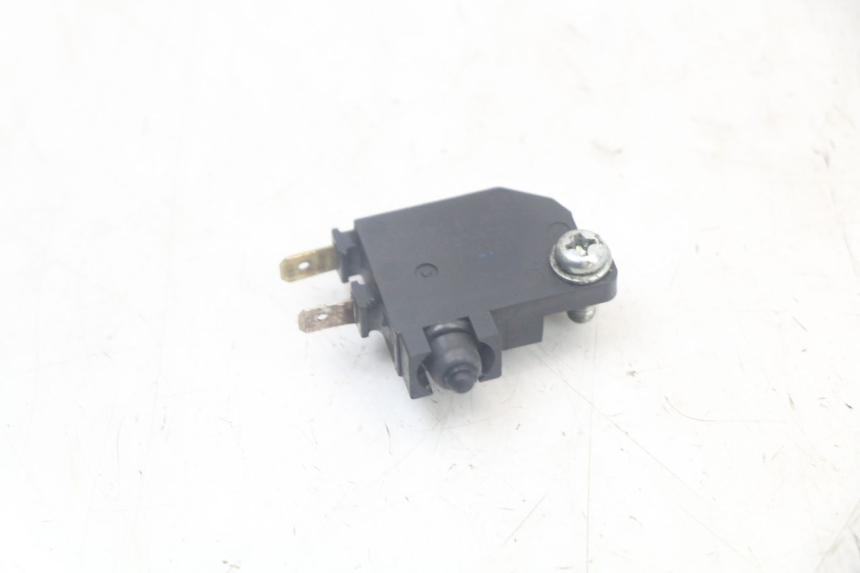 photo de RIGHT BRAKE LIGHT SWITCH YAMAHA XMAX X-MAX ABS 125 (2017 - 2020)