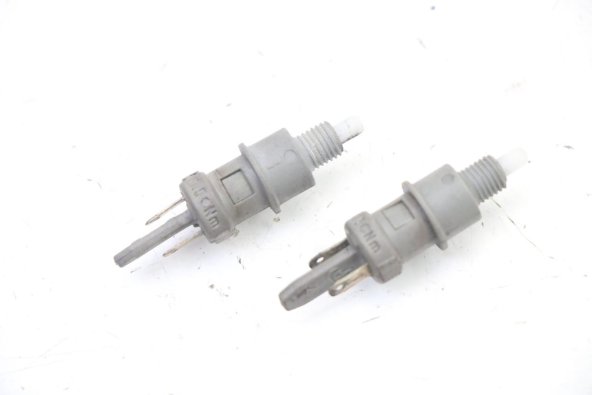 photo de STOP LIGHT SWITCH PEUGEOT ELYSEO 125 (1999 - 2004)