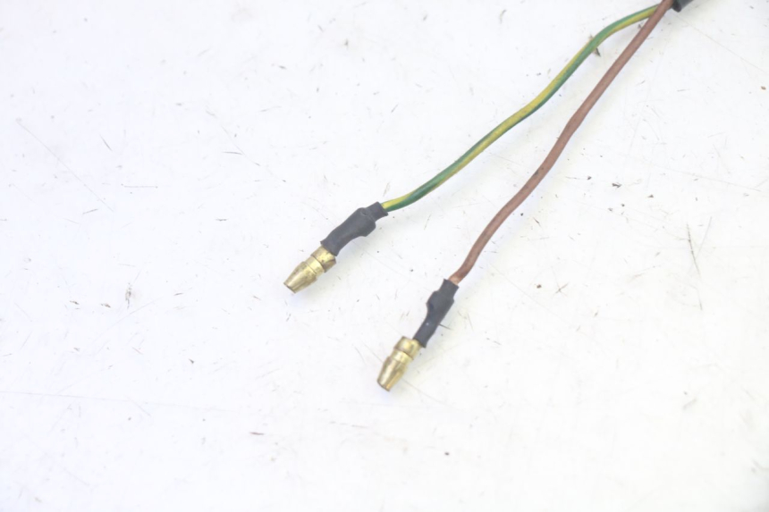 photo de LEFT BRAKE LIGHT SWITCH MBK BOOSTER SPIRIT 50 (2004 - 2017) - Alternative perspective