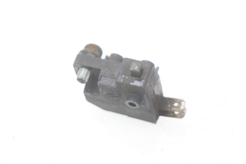 photo de LEFT BRAKE LIGHT SWITCH SUZUKI BURGMAN 125 (2007 - 2014)