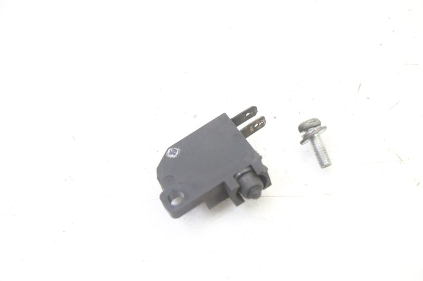 photo de LEFT BRAKE LIGHT SWITCH SUZUKI BURGMAN 125 (2007 - 2014)
