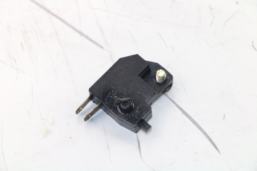 photo de LEFT STOP LIGHT SWITCH DAELIM S3 125 (2010 - 2017)