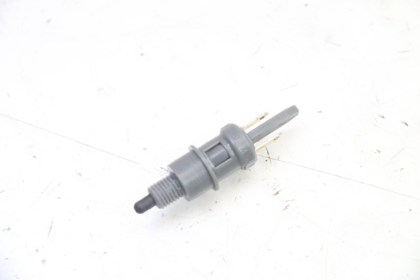 photo de LEFT STOP LIGHT SWITCH PEUGEOT KISBEE 4T 50 (2018 - 2022)