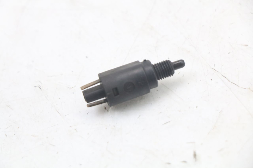 photo de LEFT STOP LIGHT SWITCH PIAGGIO BEVERLY 125 (1998 - 2005)