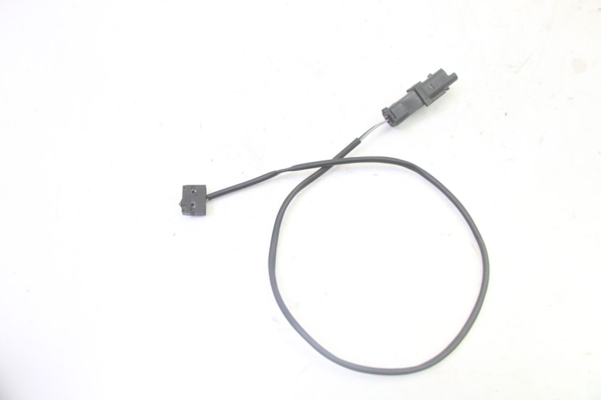 photo de LEFT BRAKE LIGHT SWITCH PEUGEOT SATELIS 125 (2006 - 2009)