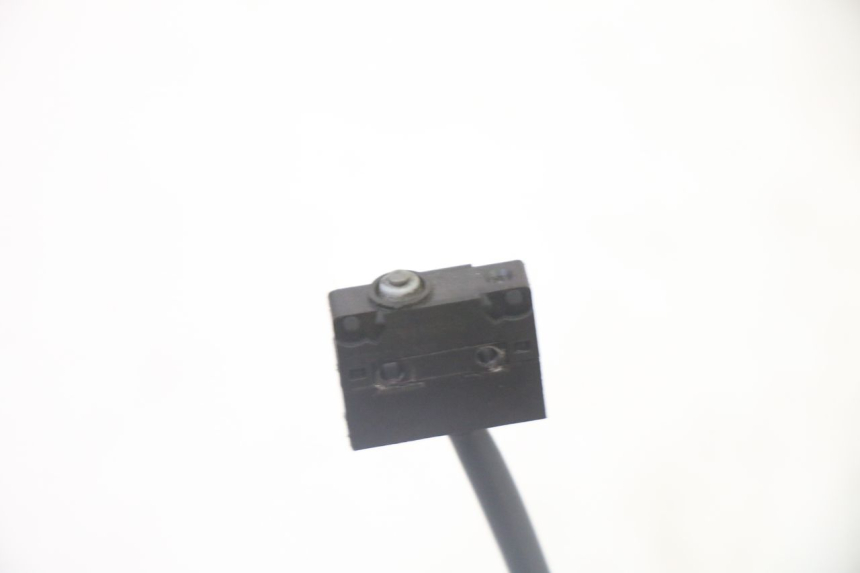 photo de LEFT BRAKE LIGHT SWITCH PEUGEOT SATELIS 125 (2006 - 2009)