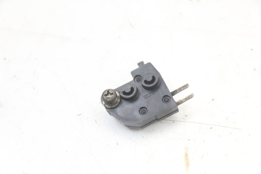 photo de LEFT BRAKE LIGHT SWITCH SUZUKI BURGMAN 125 (2007 - 2014)