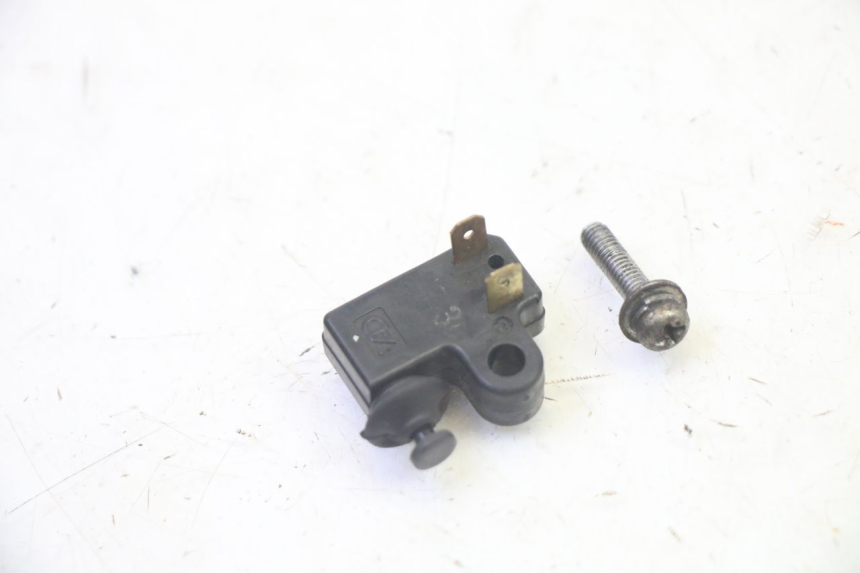 photo de LEFT BRAKE LIGHT SWITCH YAMAHA X-MAX XMAX 250 (2006 - 2009)