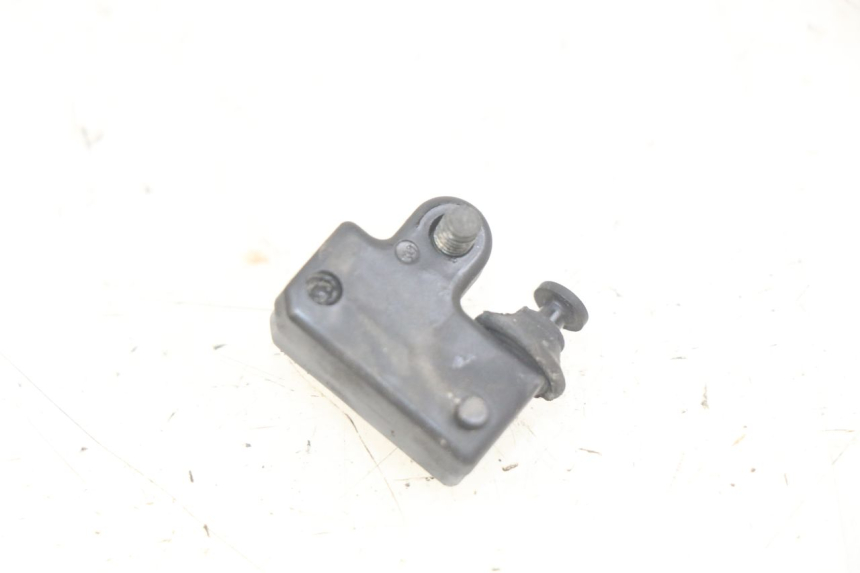 photo de LEFT BRAKE LIGHT SWITCH YAMAHA YP MAJESTY 400 (2004 - 2008)