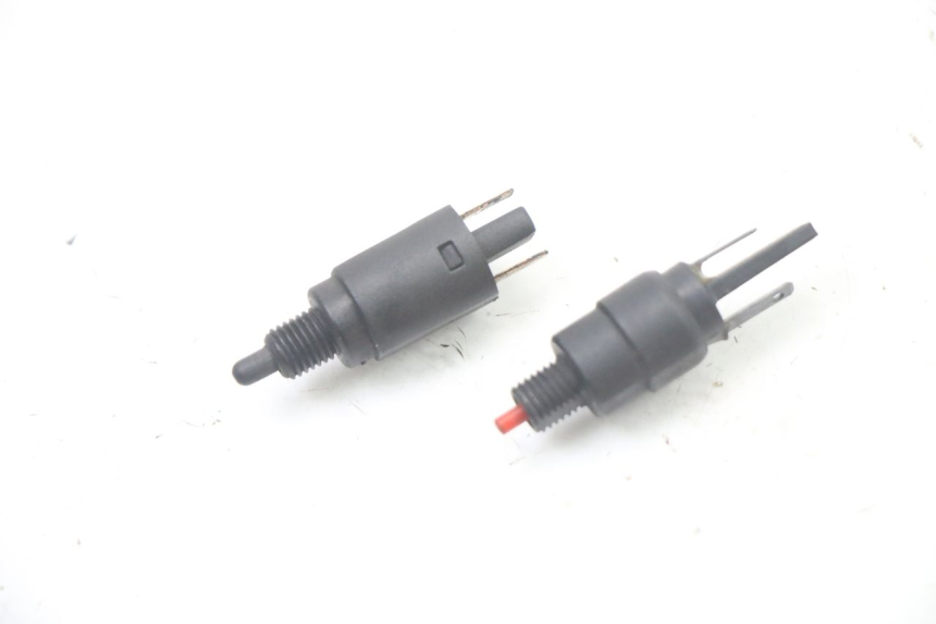 photo de STOP LIGHT SWITCH GILERA NEXUS 300 (2008 - 2013)